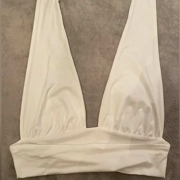 SHEIN white halter top 🍋‍🟩 - Picture 6 of 7